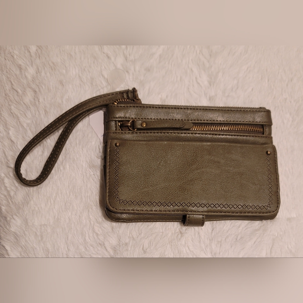 *SOLD* Maisie Faux Leather Flap Wristlet, Olive Green